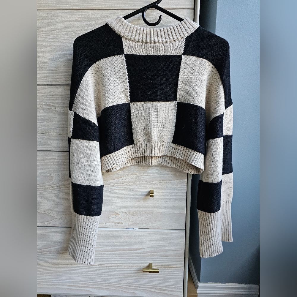 SHEIKE Cropped Bell Sleeve Sweater, Size M